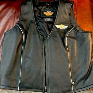 Women's Harley Davidson Leather Vest 100th Anniversary, Large, New
